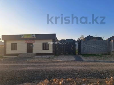 Отдельный дом · 2 комнаты · 60 м² · 8 сот., мкр Асар-2 1179 — Таңшапағы арқат за 35 млн 〒 в Шымкенте, Абайский р-н