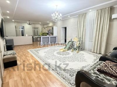 Отдельный дом · 5 комнат · 300 м² · 20 сот., Валиханова 25 — Исаева за 88 млн ₸ в Жезказгане