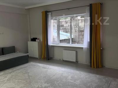 2-комнатная квартира · 50 м² · 1/3 этаж, ОСПАНОВА — ДОСТЫК БЫВ.ЛЕНИНА за 53.5 млн ₸ в Алматы, Медеуский р-н
