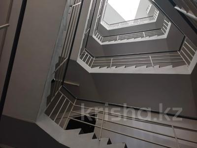 3-бөлмелі пәтер · 87 м² · 5/6 қабат, Воинов-интернационалистов 1/1, бағасы: 40 млн ₸ в Костанае
