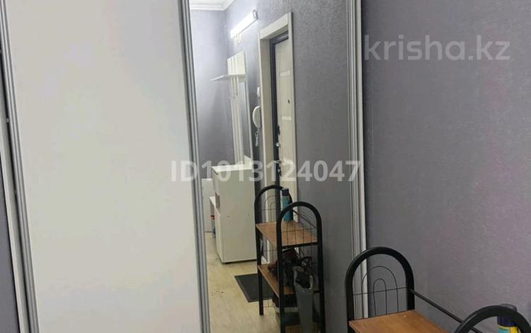 1-комнатная квартира · 40 м² · 4/5 этаж, мкр Юго-Восток, Мкр Юго-Восток, мкр Степной 2 2 за 160 000 ₸ в Караганде, Казыбек би р-н — фото 2