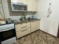 2-бөлмелі пәтер · 56 м² · 2/5 қабат, мкр 11 — Школа 9, с/м Анвар, бағасы: 15.8 млн ₸ в Актобе — фото 12