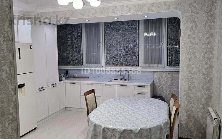 4-комнатная квартира · 156 м² · 5/10 этаж, Казыбек Би 40 за 85 млн ₸ в Усть-Каменогорске — фото 2