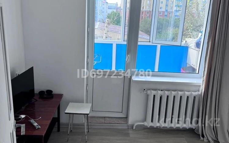 3-бөлмелі пәтер, 61 м², 5/5 қабат, СабырРахимов 36 — ТЦ Жаннур, бағасы: 20.5 млн 〒 в Астане, р-н Байконур — фото 2