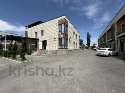 10-комнатная квартира · 500 м² · 3/3 этаж, Мангилик ел 11/1 за 95 млн 〒 в Таразе