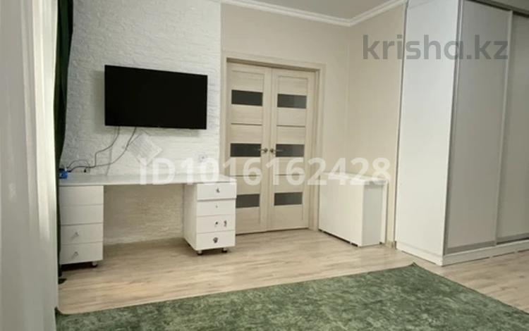 1-комнатная квартира · 45 м² · 9/12 этаж, Кордай 83 за 27 млн ₸ в Астане, Сарайшык р-н — фото 2
