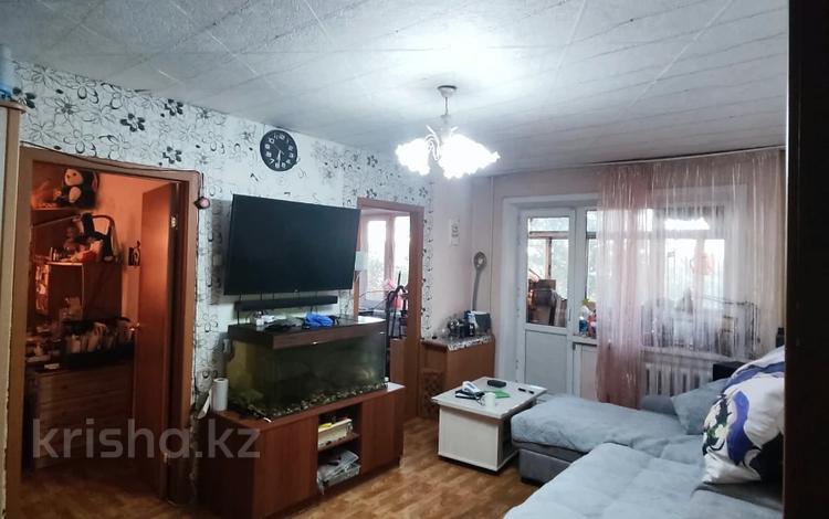 4-бөлмелі пәтер · 60.9 м² · 4/5 қабат, 22-шағынаудан, 22 мкр — школа 32, спорт.комплекс Атлант, бағасы: 17.5 млн ₸ в Караганде, Алихана Бокейханова р-н — фото 2