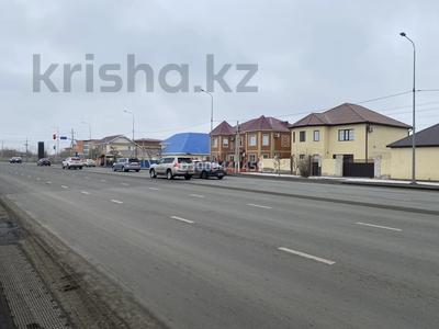 Отдельный дом · 4 комнаты · 220 м² · 12 сот., мкр Жеруйык, Султан Бейбарыс 404 — Jasmine, Инфекционная больница за 950 000 〒 в Атырау