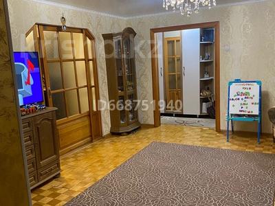 4-комнатная квартира, 82 м², 3/9 этаж, Крылова 66 за 43.5 млн 〒 в Усть-Каменогорске