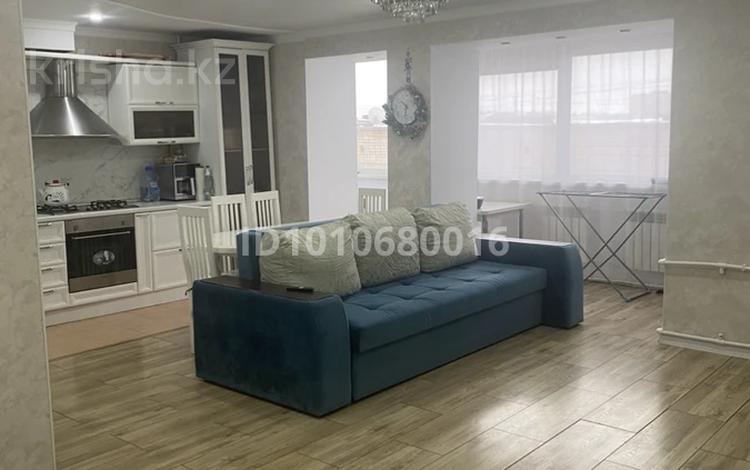 3-бөлмелі пәтер · 79.9 м² · 5/9 қабат, Сазда-2 , Молдагулова 58, бағасы: 31 млн ₸ в Актобе — фото 2