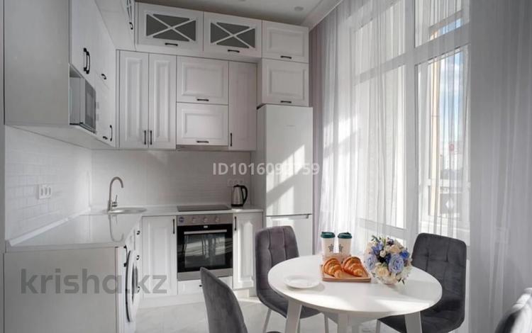 1-комнатная квартира · 42 м² · 14 этаж, Туран 44Б — Туран Орынбор за 300 000 ₸ в Астане, Есильский р-н — фото 2