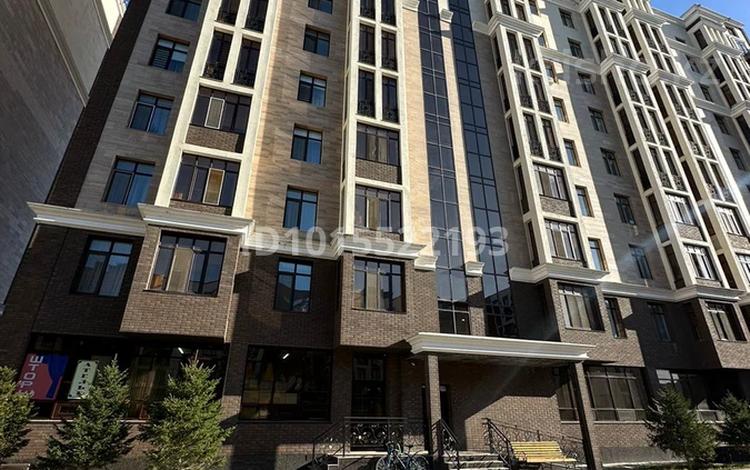2-комнатная квартира · 45 м² · 10/10 этаж, Илияс Омаров за 300 000 ₸ в Астане, Нура р-н — фото 2