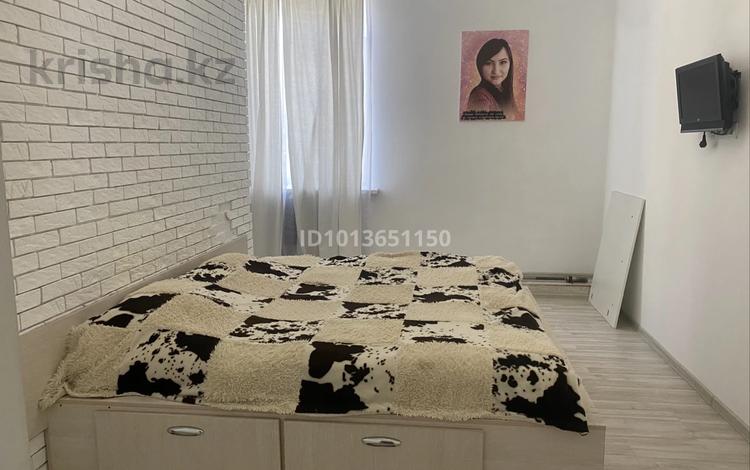 3-бөлмелі пәтер · 84 м², Жаңа қала ш/а., Абая 2, бағасы: 400 000 ₸ в Караганде, Казыбек би р-н — фото 3