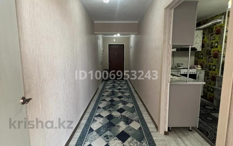 3-бөлмелі пәтер · 70 м² · 12/12 қабат, Жаңа қала 34/2 — Обл акимат, бағасы: 150 000 ₸ в Туркестане — фото 2