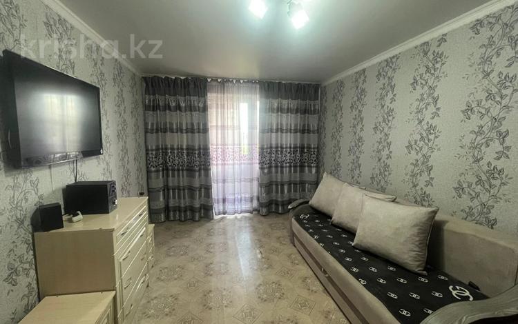 1-бөлмелі пәтер · 28.7 м² · 5/5 қабат, ул. Абая, бағасы: 5.5 млн ₸ в Темиртау — фото 2