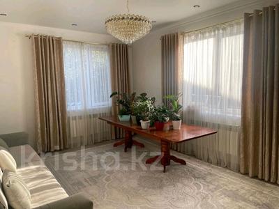 Отдельный дом · 5 комнат · 200 м² · 10 сот., мкр Шугыла, Ибрая Жакаева 42 — Толе би за 150 млн ₸ в Алматы, Наурызбайский р-н
