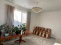 Отдельный дом · 5 комнат · 200 м² · 10 сот., мкр Шугыла, Ибрая Жакаева 42 — Толе би за 150 млн ₸ в Алматы, Наурызбайский р-н — фото 2