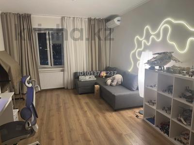 2-бөлмелі пәтер · 74.8 м² · 7/9 қабат, Туркестан 32 — Туркестан, бағасы: 45 млн ₸ в Астане, Есильский р-н