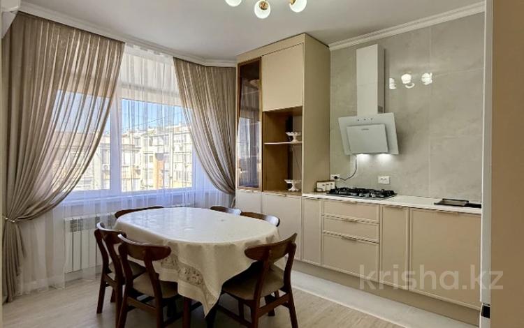 2-бөлмелі пәтер · 60.7 м² · 5/5 қабат, Сатпаева 5Д, бағасы: 30 млн ₸ в Атырау — фото 7