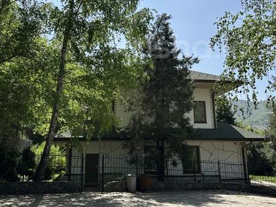 Жеке үй · 5 бөлме · 575 м² · 65 жүзд., Керей жанибек 500, бағасы: ~ 2.6 млрд ₸ в Алматы, Медеуский р-н