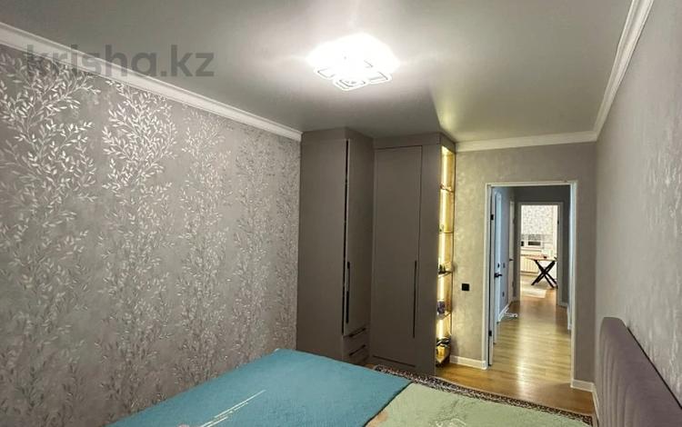 3-бөлмелі пәтер · 88.2 м² · 10/10 қабат, 12 ш/а., бағасы: 27.5 млн ₸ в Актобе, мкр 12 — фото 2