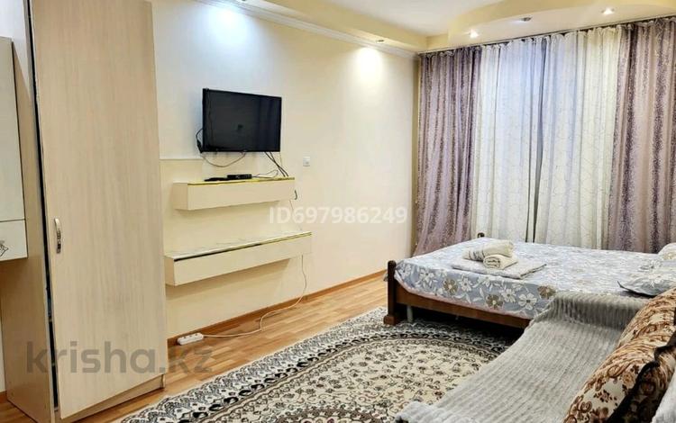 1-комнатная квартира · 35 м² · 1/4 этаж, Бейбітшілік 4А — ТЦ"Shymkent Plaza"."Арбат" за 2 500 ₸ в Шымкенте, Аль-Фарабийский р-н — фото 2