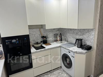 2-комнатная квартира · 49.7 м² · 1/5 этаж, Шешембекова 7а за 250 000 〒 в Экибастузе