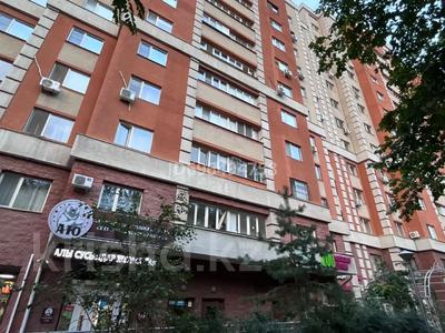 3-комнатная квартира, 94 м², 2/14 этаж помесячно, Сулейменова 24а — Сулейменова за 450 000 〒 в Алматы, Ауэзовский р-н