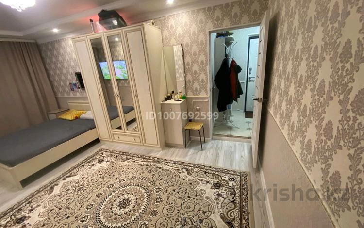 2-бөлмелі пәтер · 60 м² · 1/5 қабат, Бр.Жубановых 24, бағасы: 21.5 млн ₸ в Хромтау — фото 2
