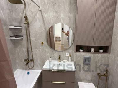 2-комнатная квартира · 58 м² · 9/12 этаж, Е-15 16 — В р-не. ТРЦ Хан Шатыр. Нура. Школа - Binom. за 43.2 млн ₸ в Астане, Нура р-н