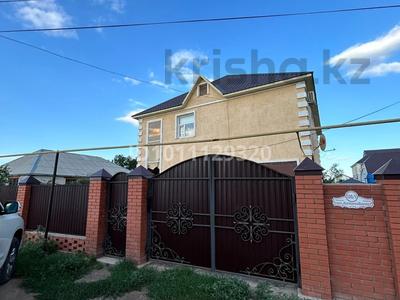 Отдельный дом · 5 комнат · 223.6 м² · 10 сот., Автомобилистов 126/1 за 59 млн ₸ в Уральске