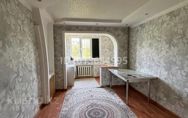 2-бөлмелі пәтер · 56 м² · 4/5 қабат, 18-шағынаудан 7, бағасы: 19 млн ₸ в Шымкенте, Аль-Фарабийский р-н — фото 2