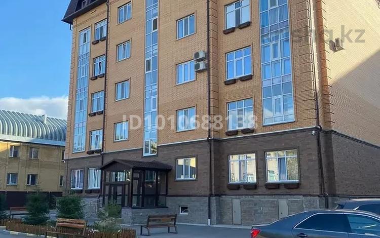 3-комнатная квартира · 100 м² · 5/6 этаж, мкр Юго-Восток 19/14 за 70 млн ₸ в Караганде, Казыбек би р-н — фото 8