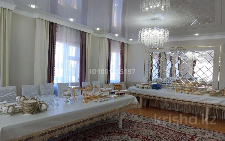 Дом · 6 комнат · 150 м², Нурсат-16 61 — Гипермаркет Дина за 50 000 〒 в Уральске — фото 12