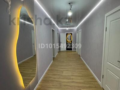 3-бөлмелі пәтер · 98 м² · 4/6 қабат, 30-ш/а., 39 12, бағасы: 27.5 млн ₸ в Актау, 30-й мкр