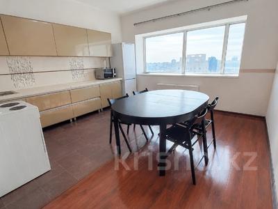 2-комнатная квартира · 105.3 м² · 25/41 этаж, Достык 5/1 — СРОЧНО!!! за 45 млн 〒 в Астане, Есильский р-н