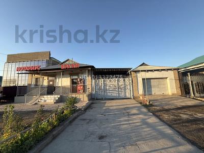 Жеке үй · 7 бөлме · 300 м², Мұстафа Шоқай 217 — Сатурн кафе, бағасы: 99.9 млн ₸ в 