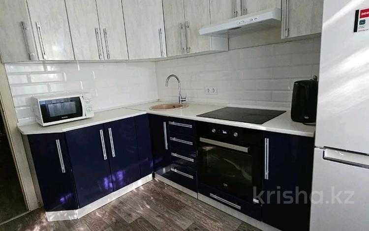 3-бөлмелі пәтер · 69.8 м² · 1/5 қабат, Космическая 10/4, бағасы: 28.5 млн ₸ в Усть-Каменогорске — фото 2