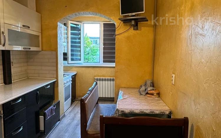 3-бөлмелі пәтер · 60 м² · 4/5 қабат, 8-й микрорайон, 8-й микрорайон 53 — 23 школа, бағасы: 170 000 ₸ в Шымкенте, Туран р-н — фото 5
