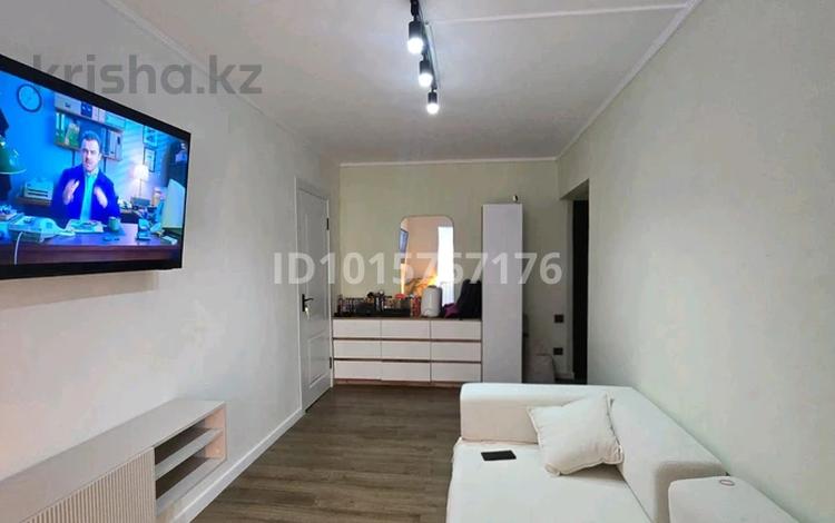 2-бөлмелі пәтер · 57.2 м² · 2/5 қабат, Дуйсенова 25 — Толе би розыбакиева, бағасы: 38 млн ₸ в Алматы, Алмалинский р-н — фото 2
