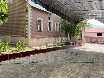 Жеке үй · 8 бөлме · 320 м² · 16 сот., Келешек 2, бағасы: 160 млн ₸ в им. Турара рыскуловой
