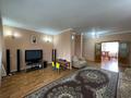 Үйдің бір бөлігі · 8 бөлме · 280 м² · 10 жүзд., Мкр. Кунгей 656, бағасы: 65 млн ₸ в Караганде — фото 24