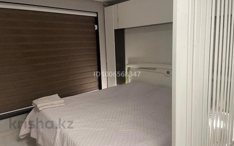 1-комнатная квартира · 34 м² · 1/5 этаж, мкр Юго-Восток 14 — Республики 14 за 200 000 ₸ в Караганде, Казыбек би р-н — фото 2