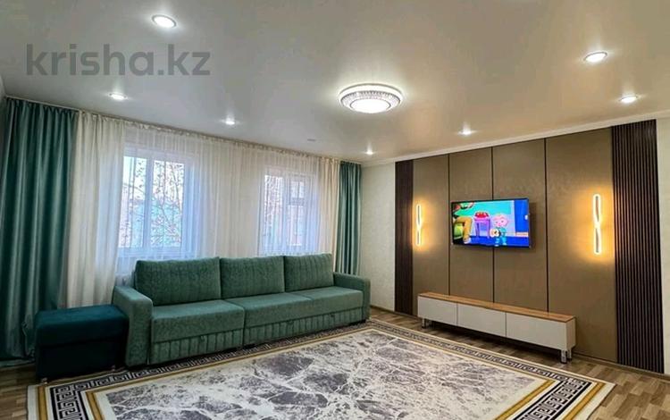 Отдельный дом · 4 комнаты · 100.9 м² · 5 сот., Маметовой 68 за 27.5 млн 〒 в Семее — фото 2