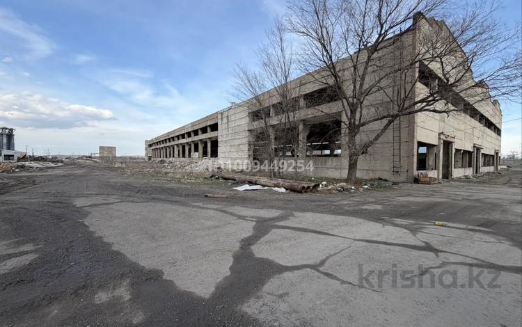Промбаза · 2.9 га, Ниеткалиева 122 б — Промзона за 500 млн 〒 в Таразе — фото 2