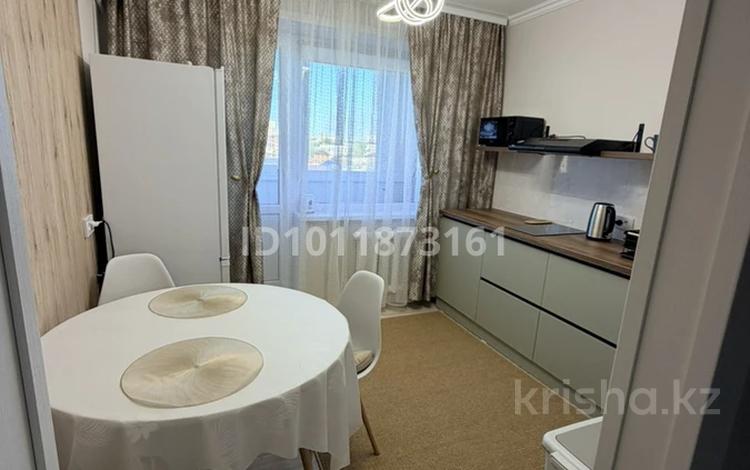 1-комнатная квартира · 36 м² · 7/10 этаж, Машхур жусупа 272 — Машхур жусупа - чокина за 230 000 ₸ в Павлодаре — фото 2
