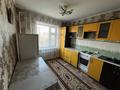 2-комнатная квартира · 60 м² · 5/10 этаж, Ч. Валиханова за 180 000 ₸ в Семее — фото 4