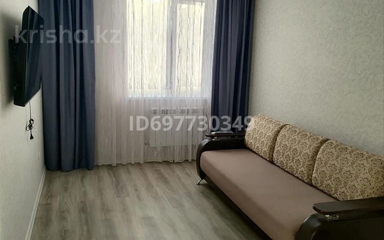 1-бөлмелі пәтер, 37 м², 1/5 қабат ай сайын, Мкр. Береке 2 47, бағасы: 150 000 〒 в Костанае — фото 2