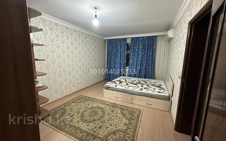 2-комнатная квартира · 75 м² · 2/9 этаж, мкр Аккент 10 за 270 000 ₸ в Алматы, Алатауский р-н — фото 2