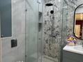 2-комнатная квартира · 120 м² · 7/9 этаж, Владимирский 7А — По Владимирской за 400 000 ₸ в Атырау, мкр Авангард-2 — фото 32